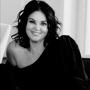 Meet your Posher, Shelly